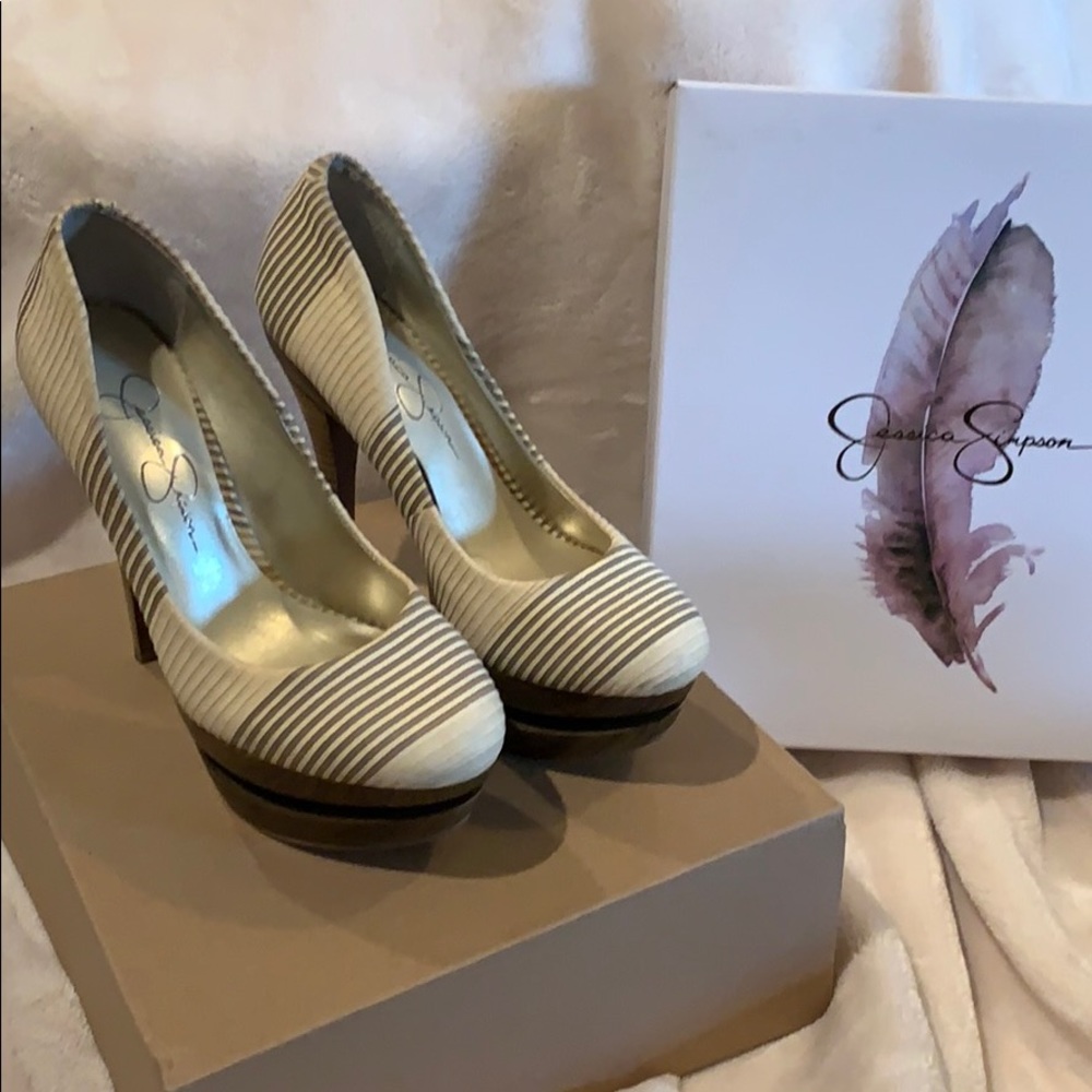 Jessica Simpson Colie Heels